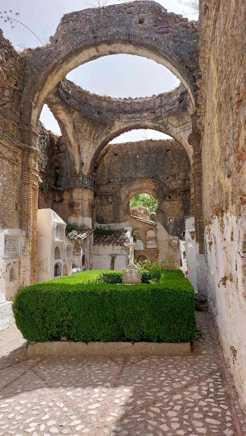 villaluenga-del-rosario-cimenterio